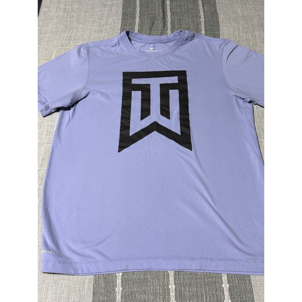 Nike Tiger Woods TW Dri-FIT Graphic T-Shirt Mens Medium Purple Golf Tee